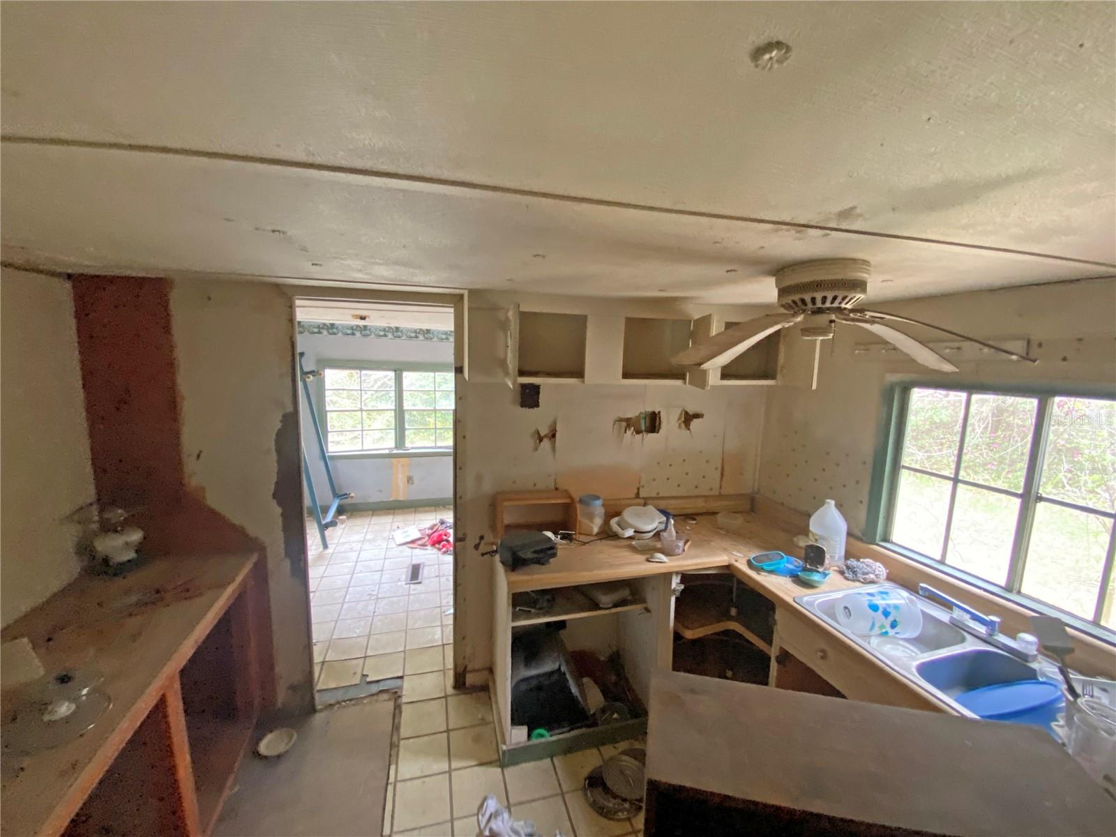 METES AND BOUNDS - Residential