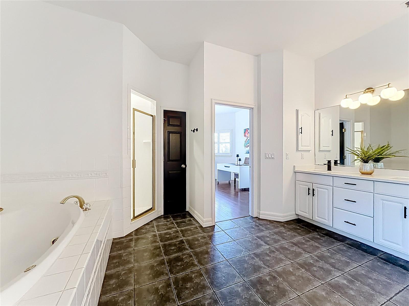 MCCULLY S SUB FIRST ADD - Residential