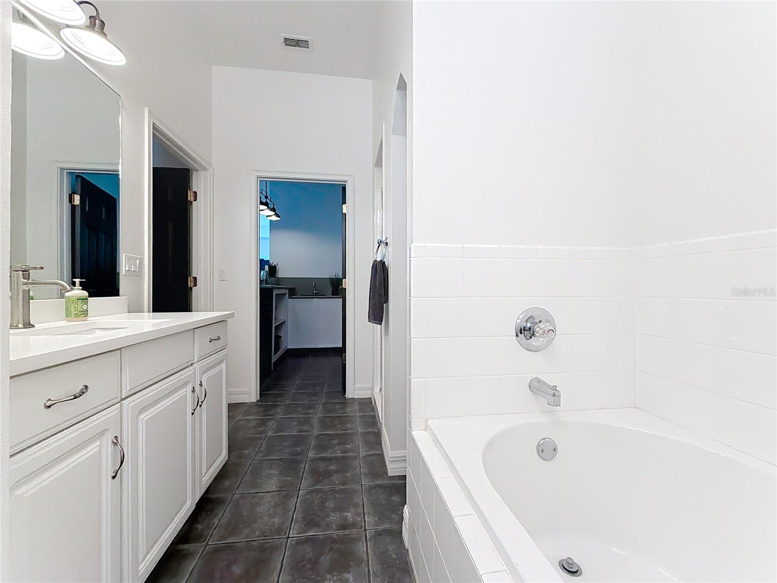 MCCULLY S SUB FIRST ADD - Residential