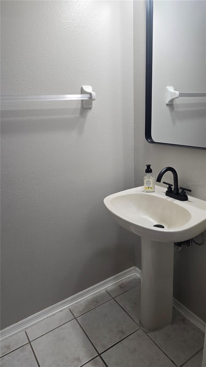 SABAL HARBOUR PH I-B - Residential Lease