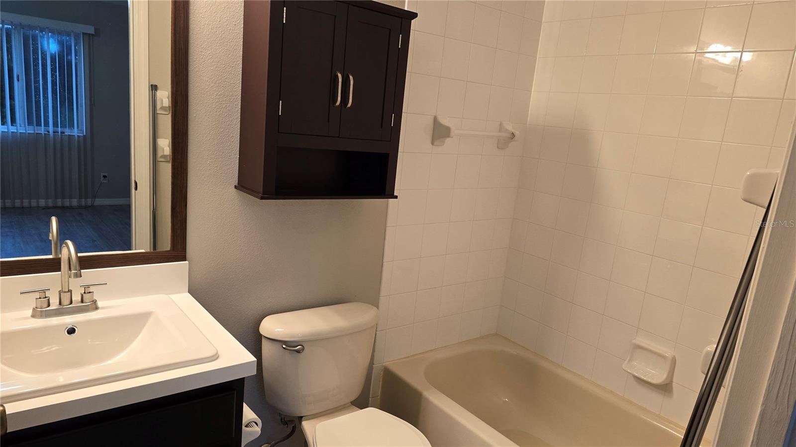 SABAL HARBOUR PH I-B - Residential Lease