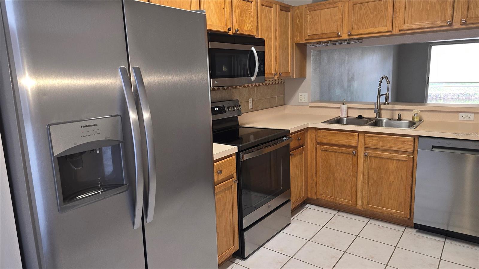 SABAL HARBOUR PH I-B - Residential Lease