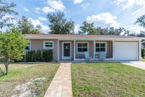 Tiny photo for 305 NE 1st Avenue, Crystal River, FL 34429 (MLS # OM713499)