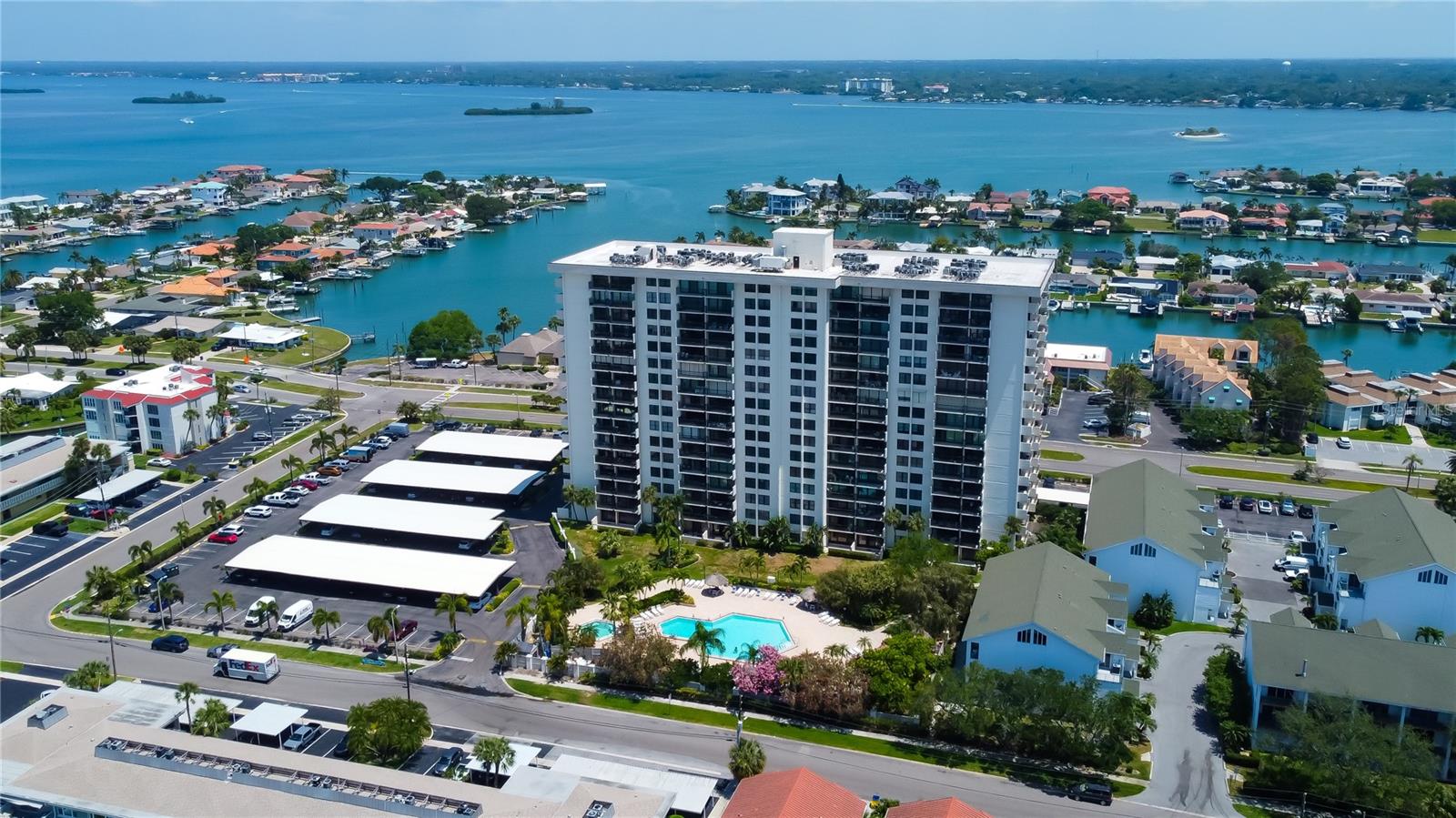 400 ISLAND WAY 1709