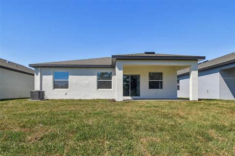 A home in PALMETTO