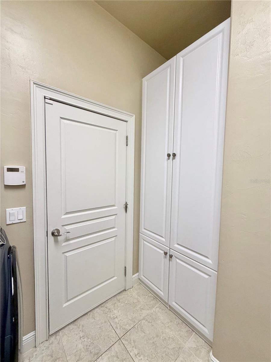 TURNBERRY LAKE - Residential