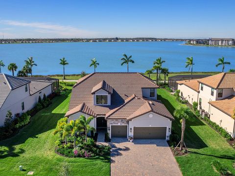 Photo of 7949 Sunset Pines Drive, Sarasota, FL 34240 (MLS # A4681097)