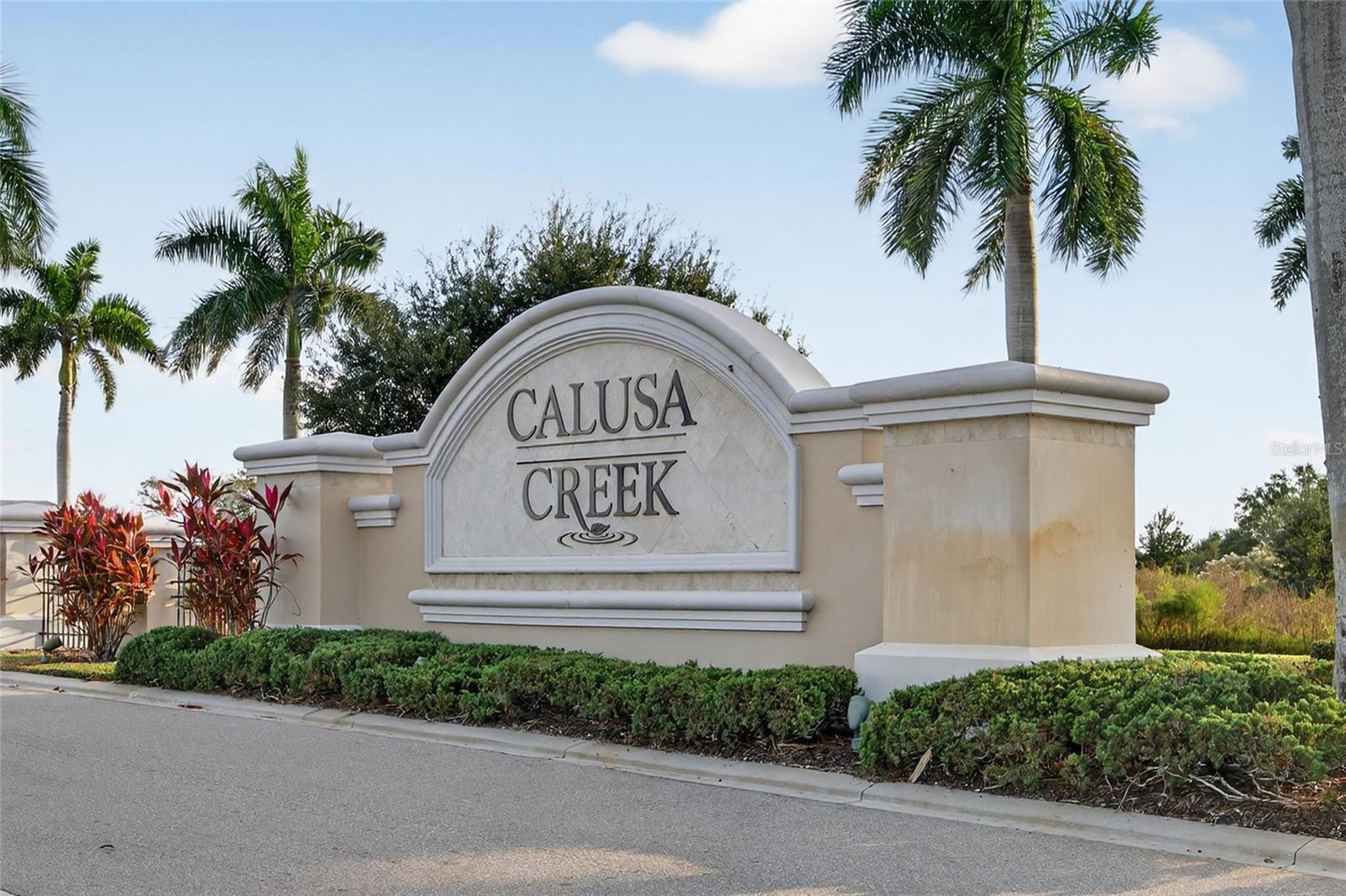 CALUSA CREEK - Residential