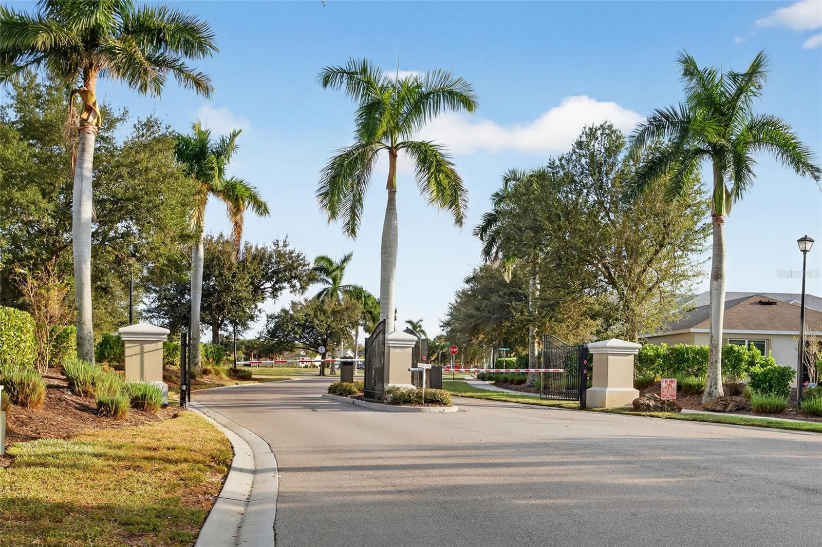 CALUSA CREEK - Residential