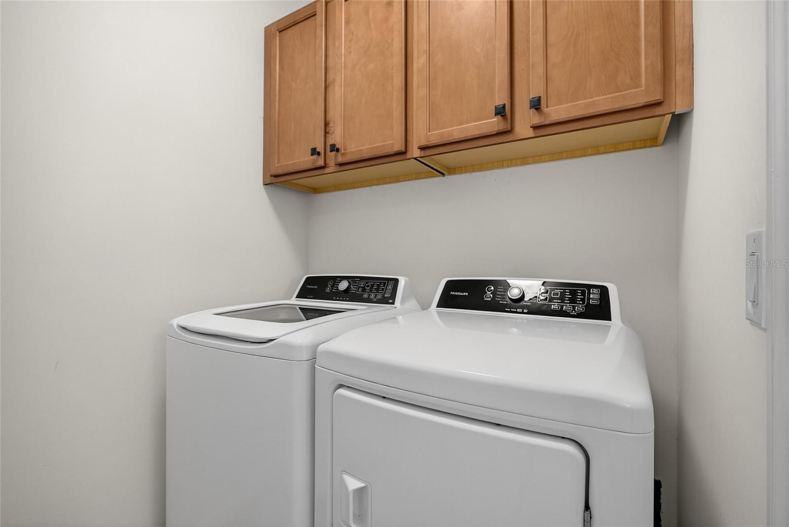 CALUSA CREEK - Residential