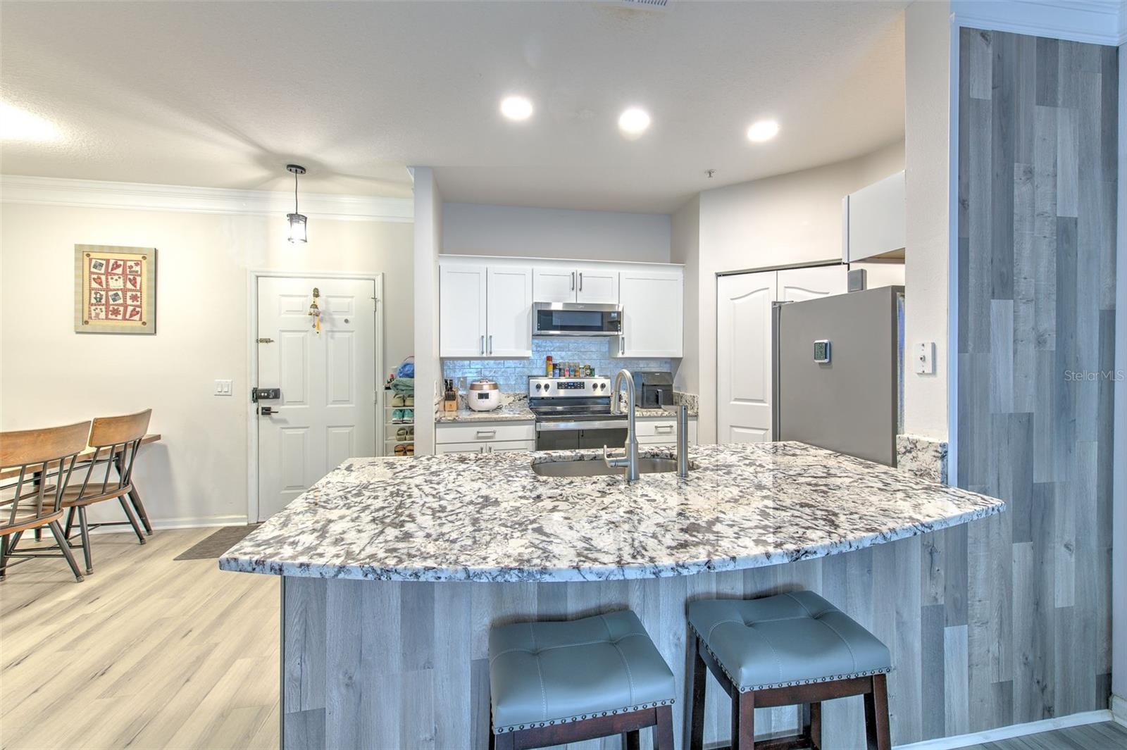 4207 S DALE MABRY HIGHWAY 2101