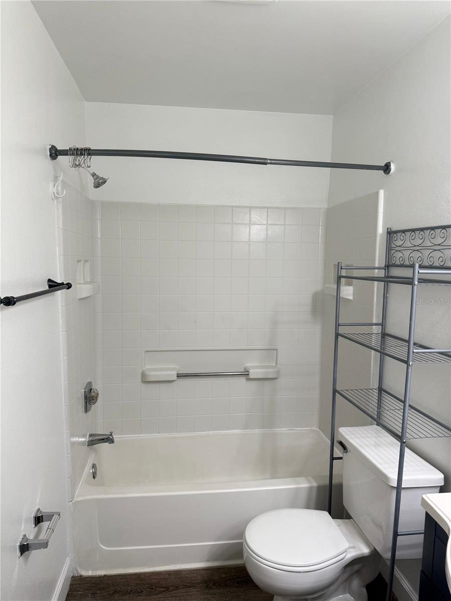 ARBORS OF SENDERA - Residential Lease