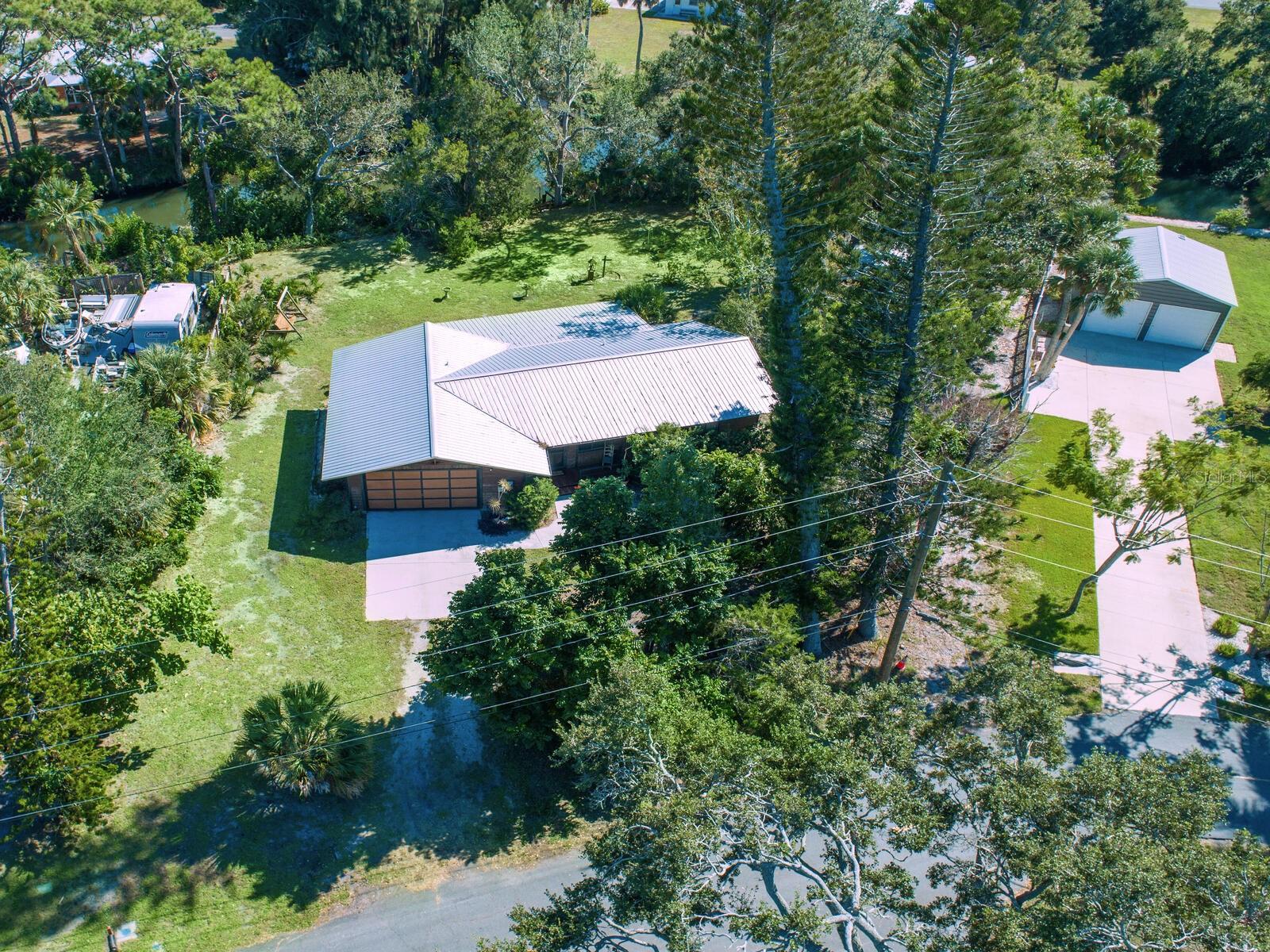 LAUREL VILLA - Residential