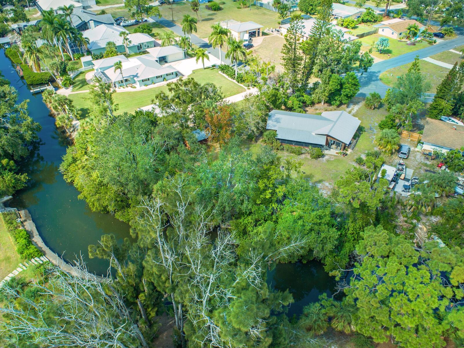 LAUREL VILLA - Residential