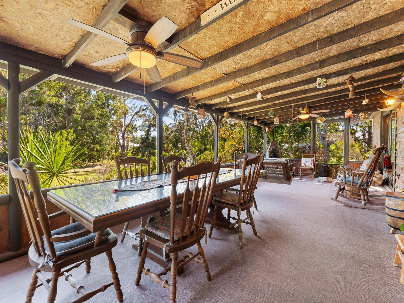 LAUREL VILLA - Residential