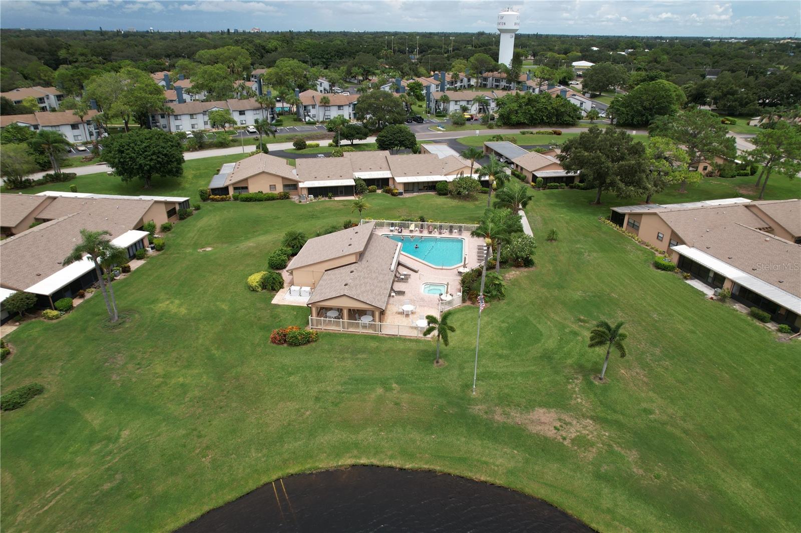 MEADOWCROFT SOUTH - Residential