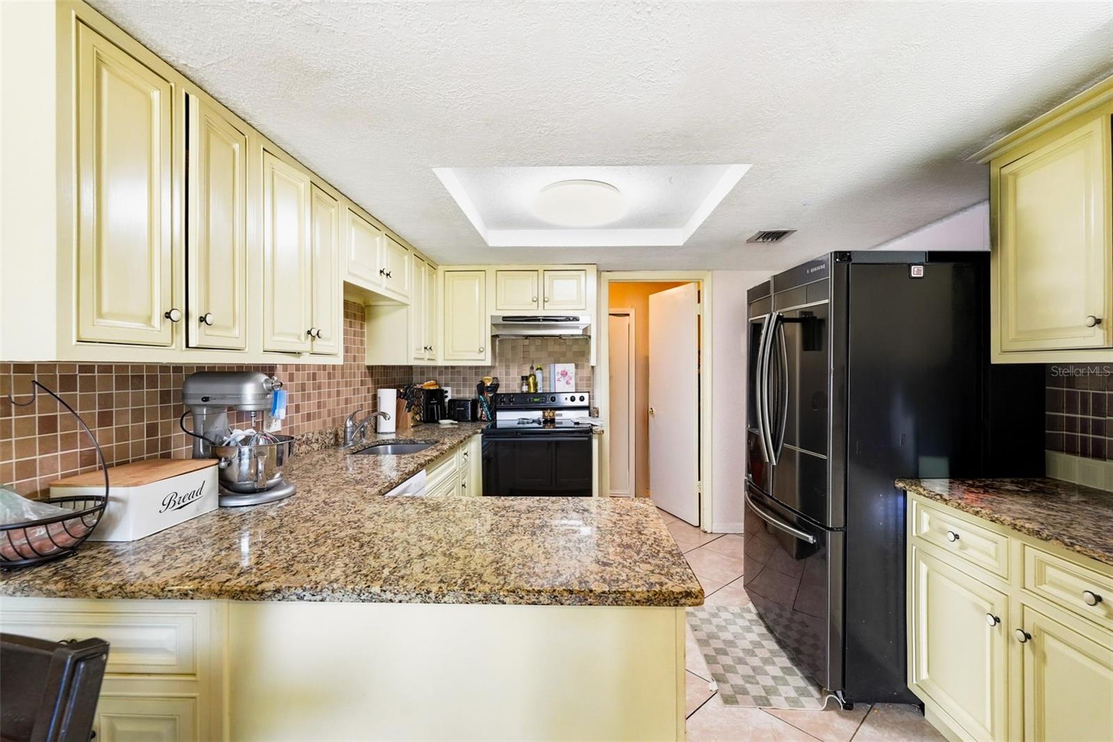 TOWNHOUSES AT BONNIE BAY CONDO - Residential