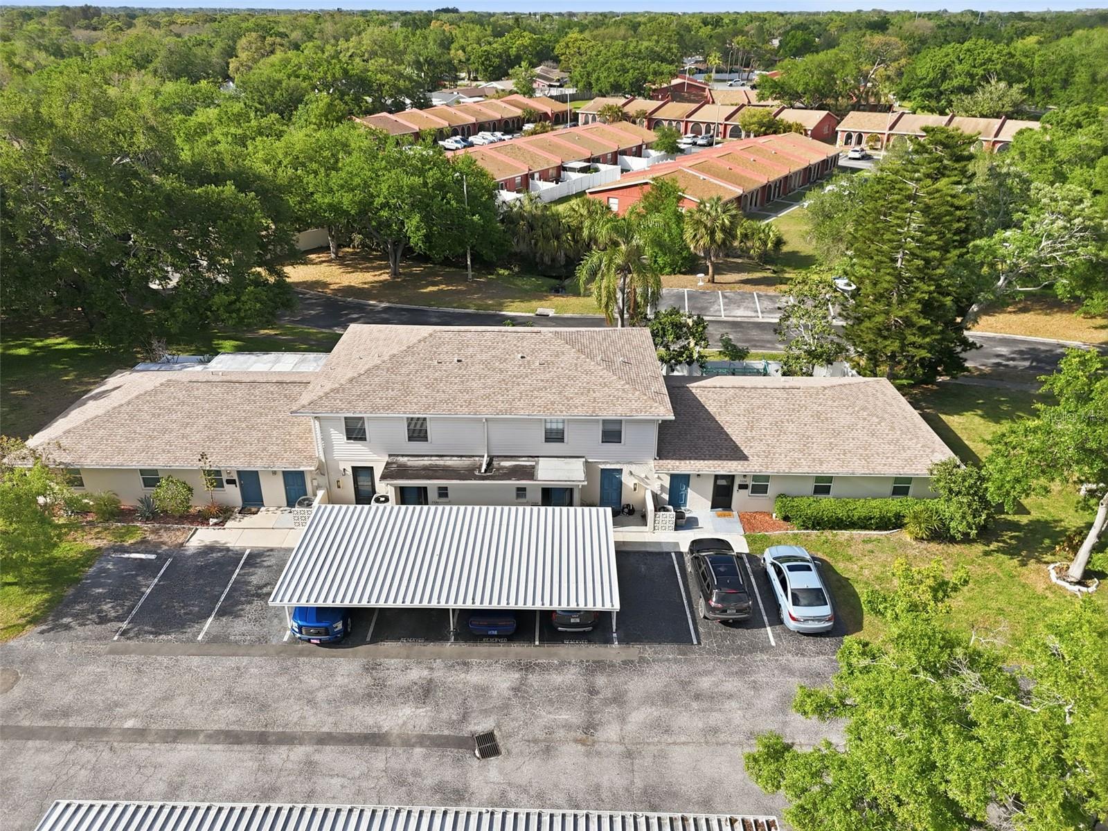 TOWNHOUSES AT BONNIE BAY CONDO - Residential