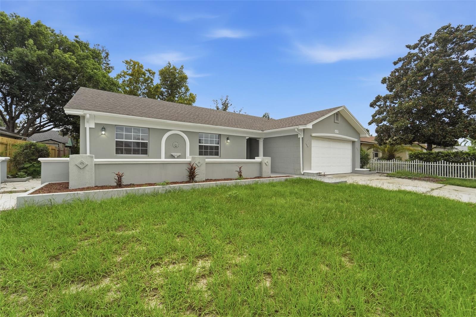 629 LA SALLE DRIVE