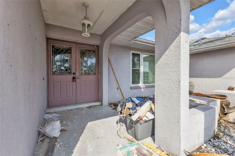 A home in PUNTA GORDA