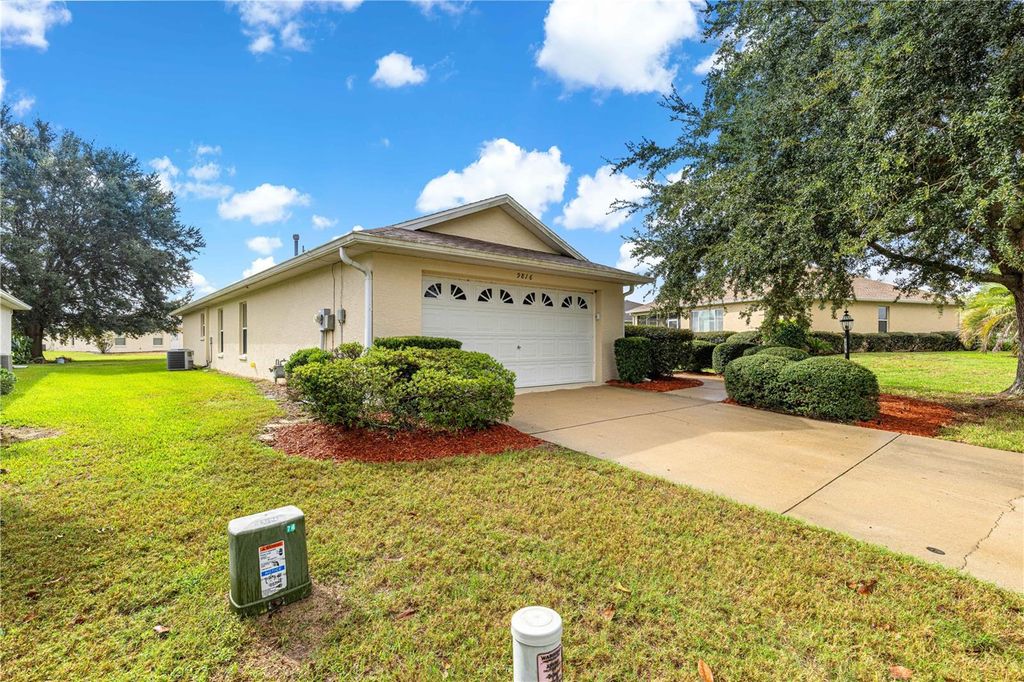 Photo of 9816 SW 92nd Place Road, Ocala, FL 34481 (MLS # OM711002)