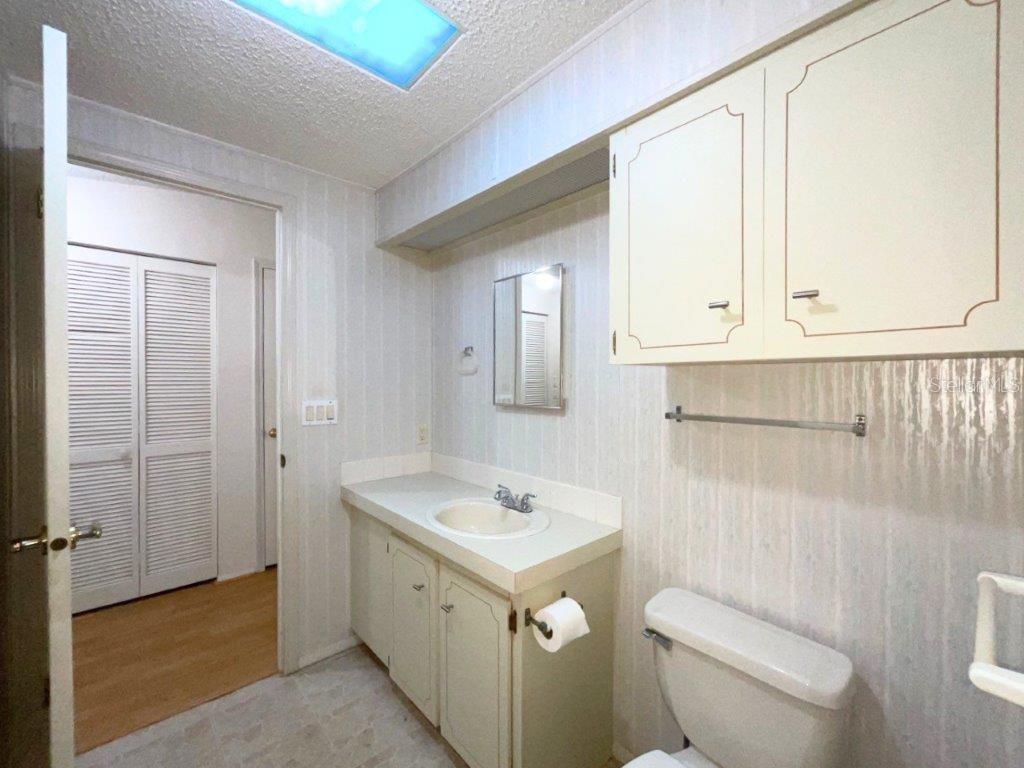 TRADERS COVE UNIT 01 - Residential