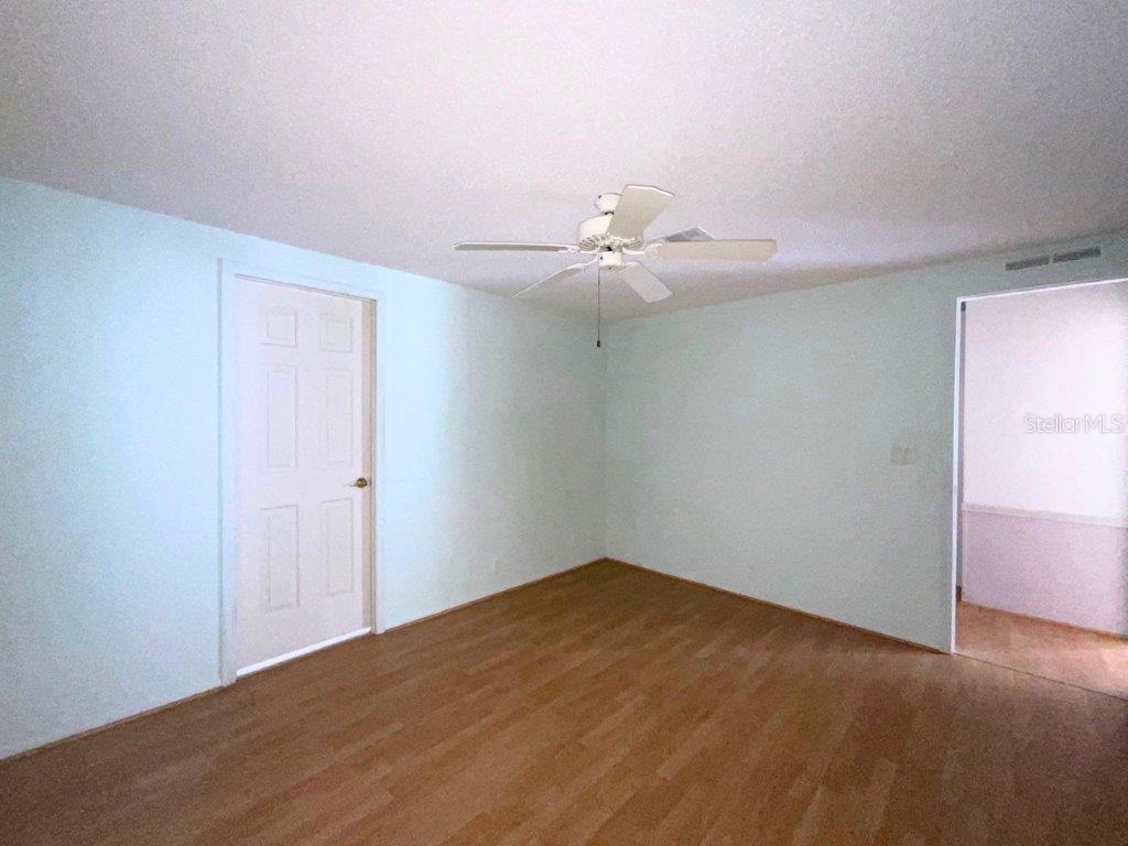 TRADERS COVE UNIT 01 - Residential