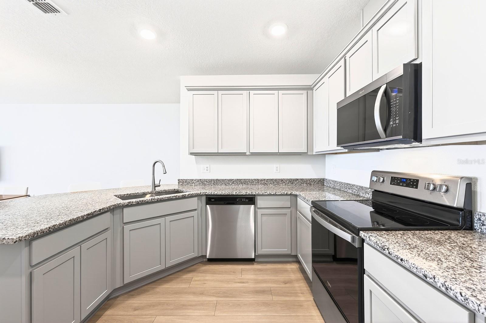 LANDINGS AT RIVERBEND - Residential