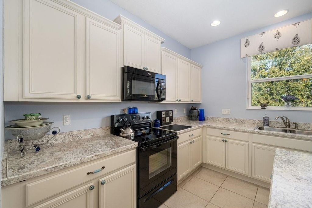 Photo of 2903 Etowah Park Boulevard, Tavares, FL 32778 (MLS # G5107767)