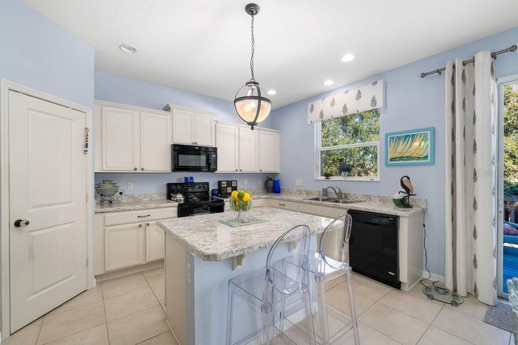 Photo of 2903 Etowah Park Boulevard, Tavares, FL 32778 (MLS # G5107767)