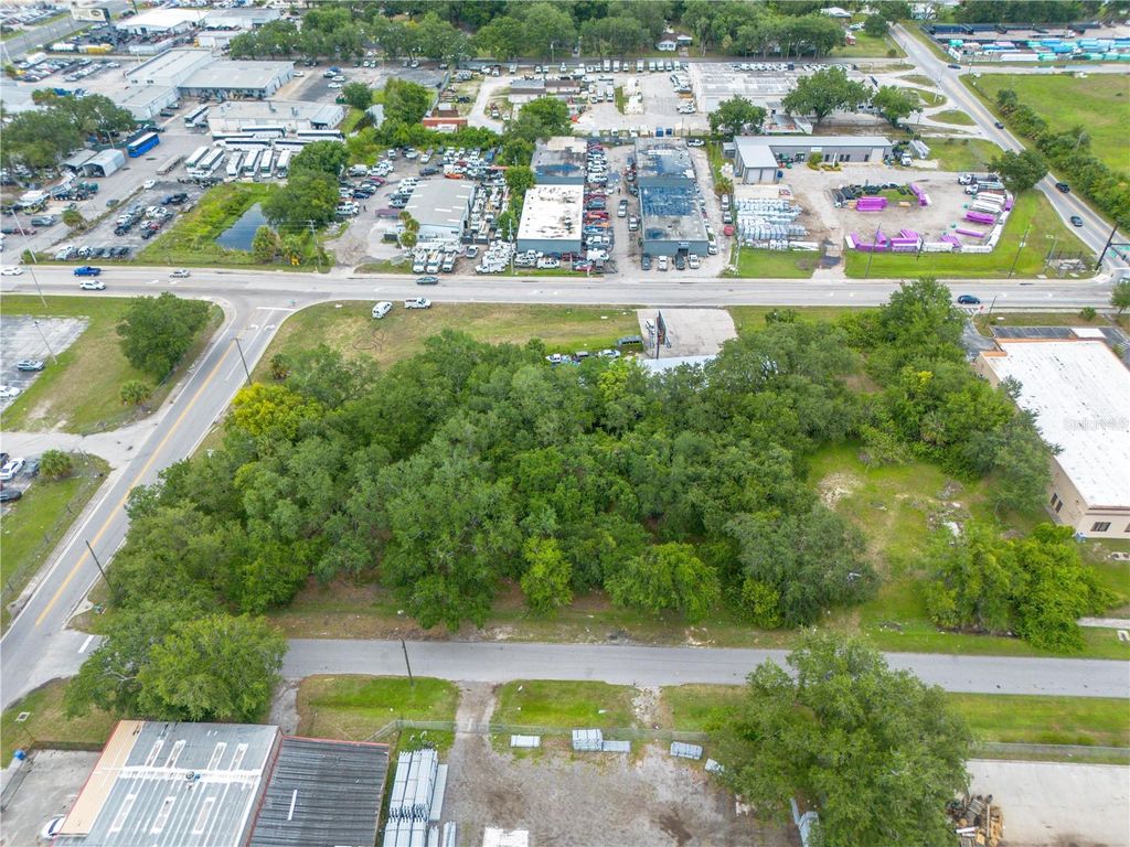 Photo of 400 Greenup Street, Kissimmee, FL 34744 (MLS # S5106822)