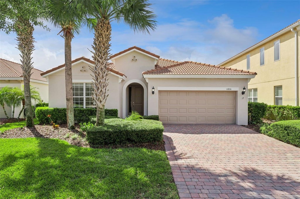 Photo of 11824 Padua Lane, Orlando, FL 32827 (MLS # O6453284)