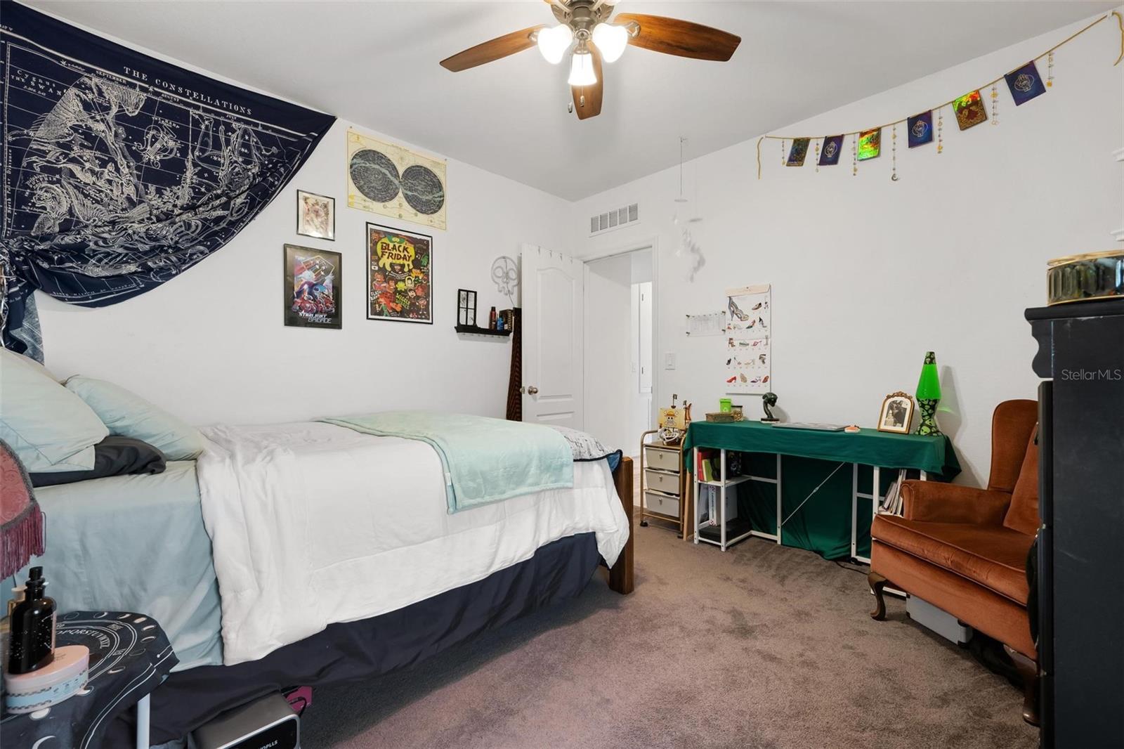 PUNTA GORDA ISLES SEC 20 - Residential Lease