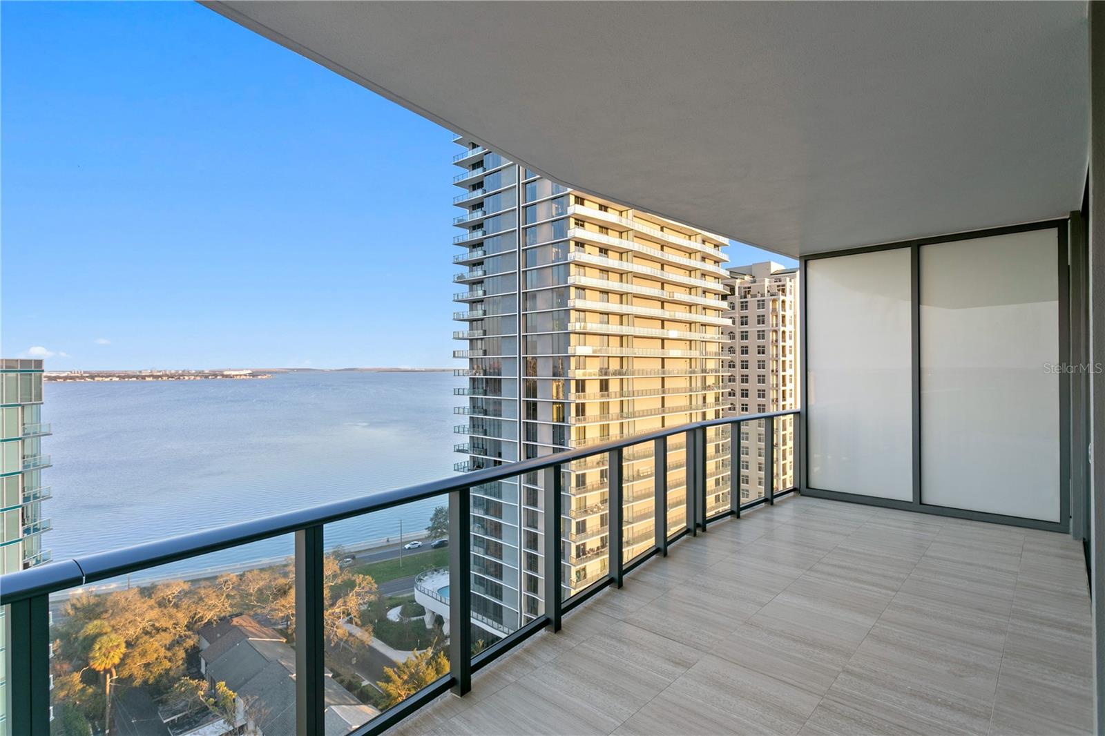 BAYSHORE YSABELLA CONDOMINIUM - Residential
