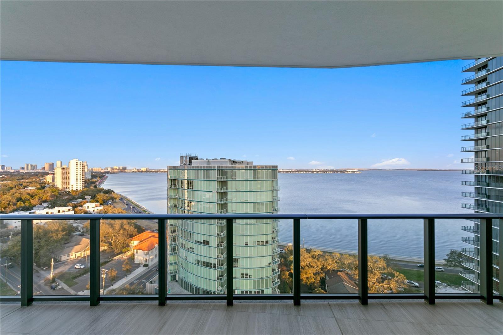 BAYSHORE YSABELLA CONDOMINIUM - Residential