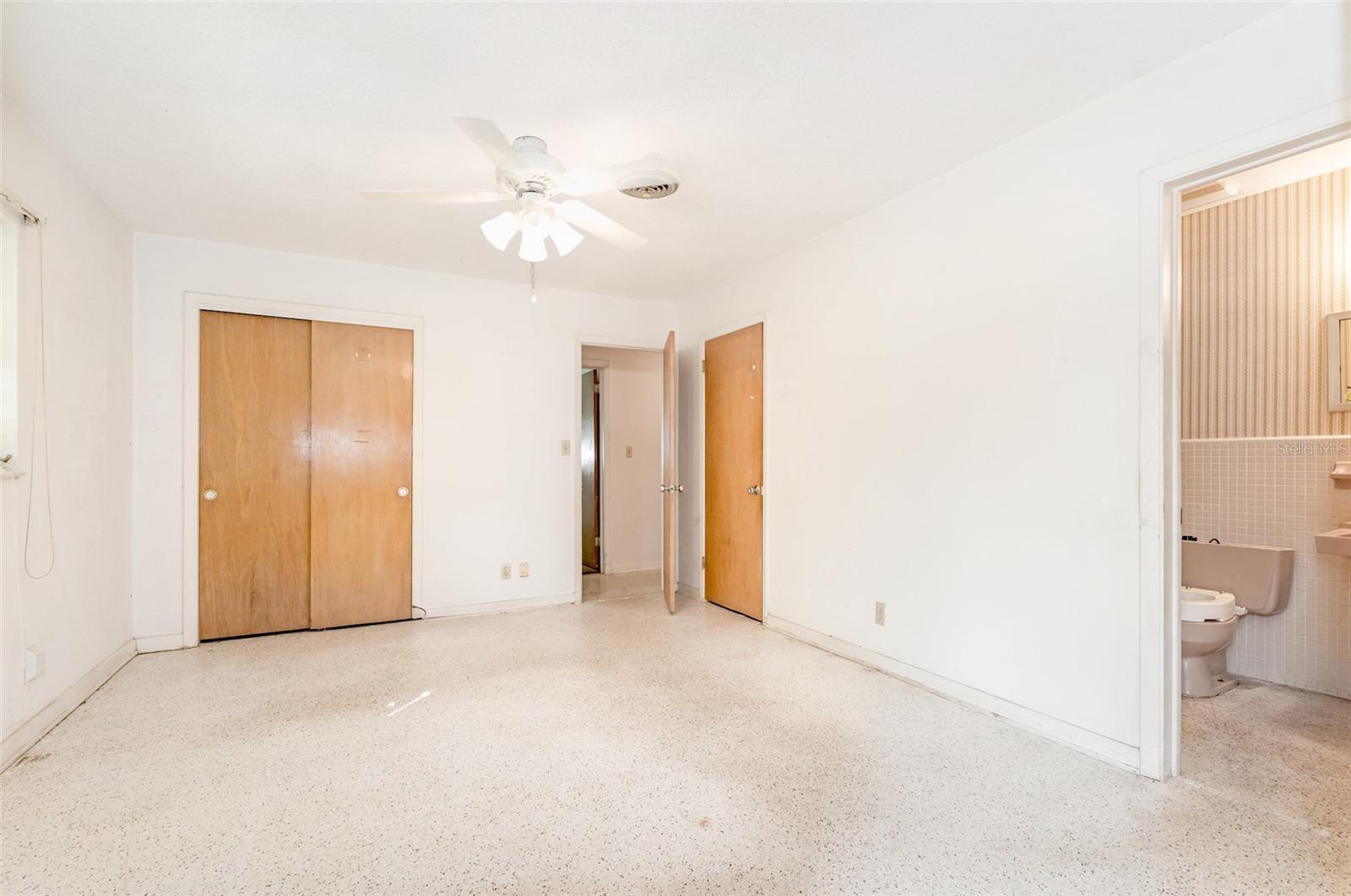 BRY LYNN ESTATES - Residential