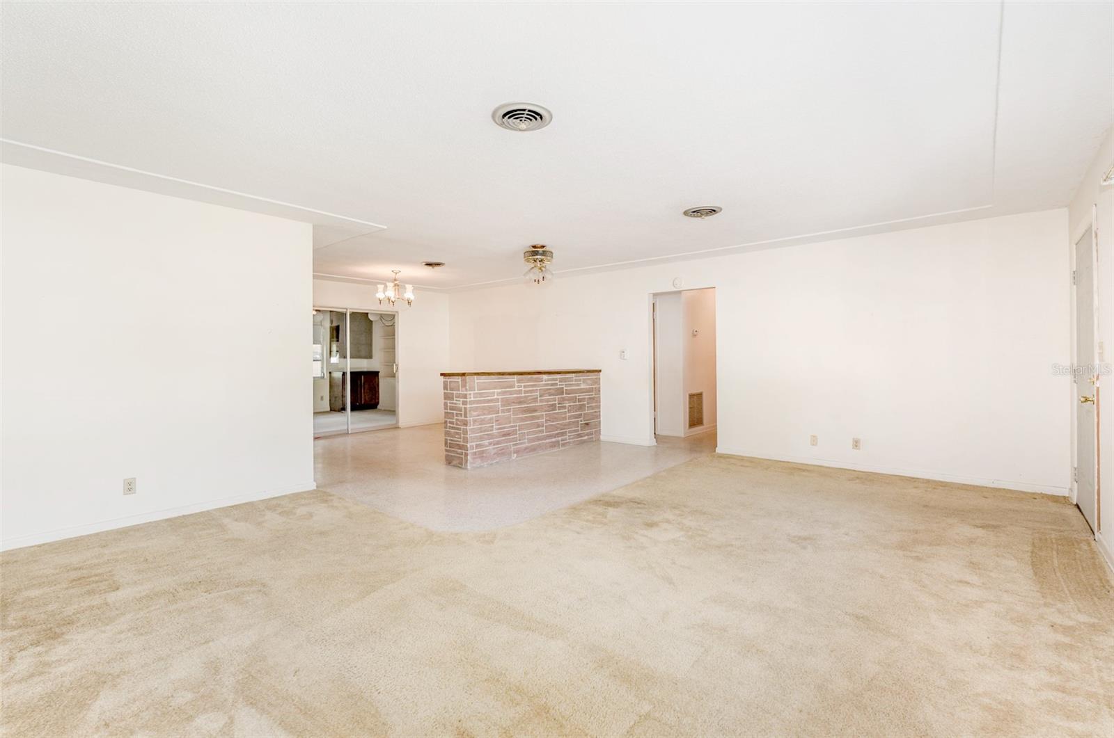 BRY LYNN ESTATES - Residential