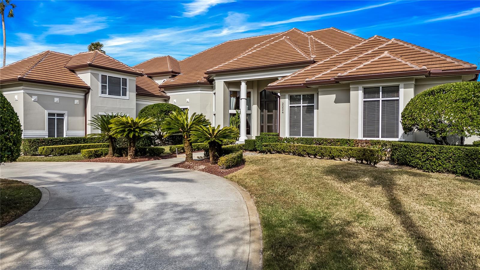 2224 ALAQUA DRIVE