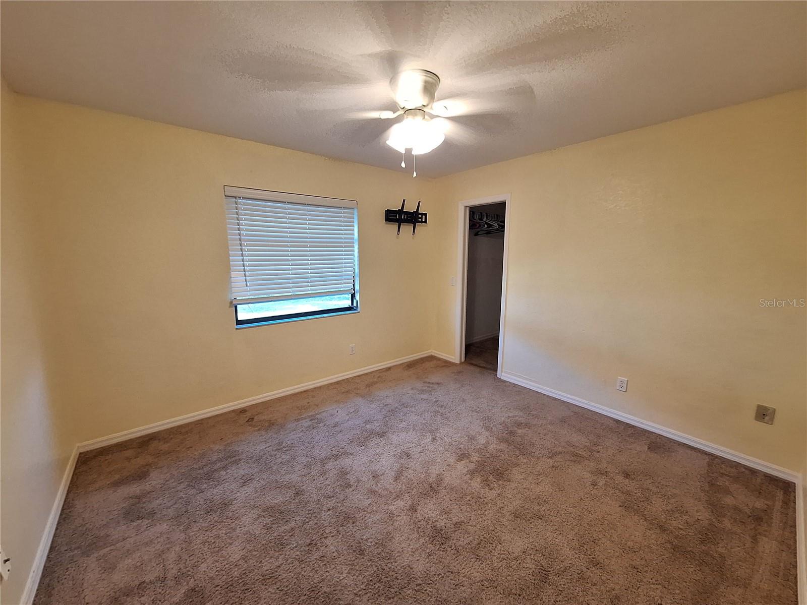 PUNTA GORDA ISLES SEC 20 - Residential Lease