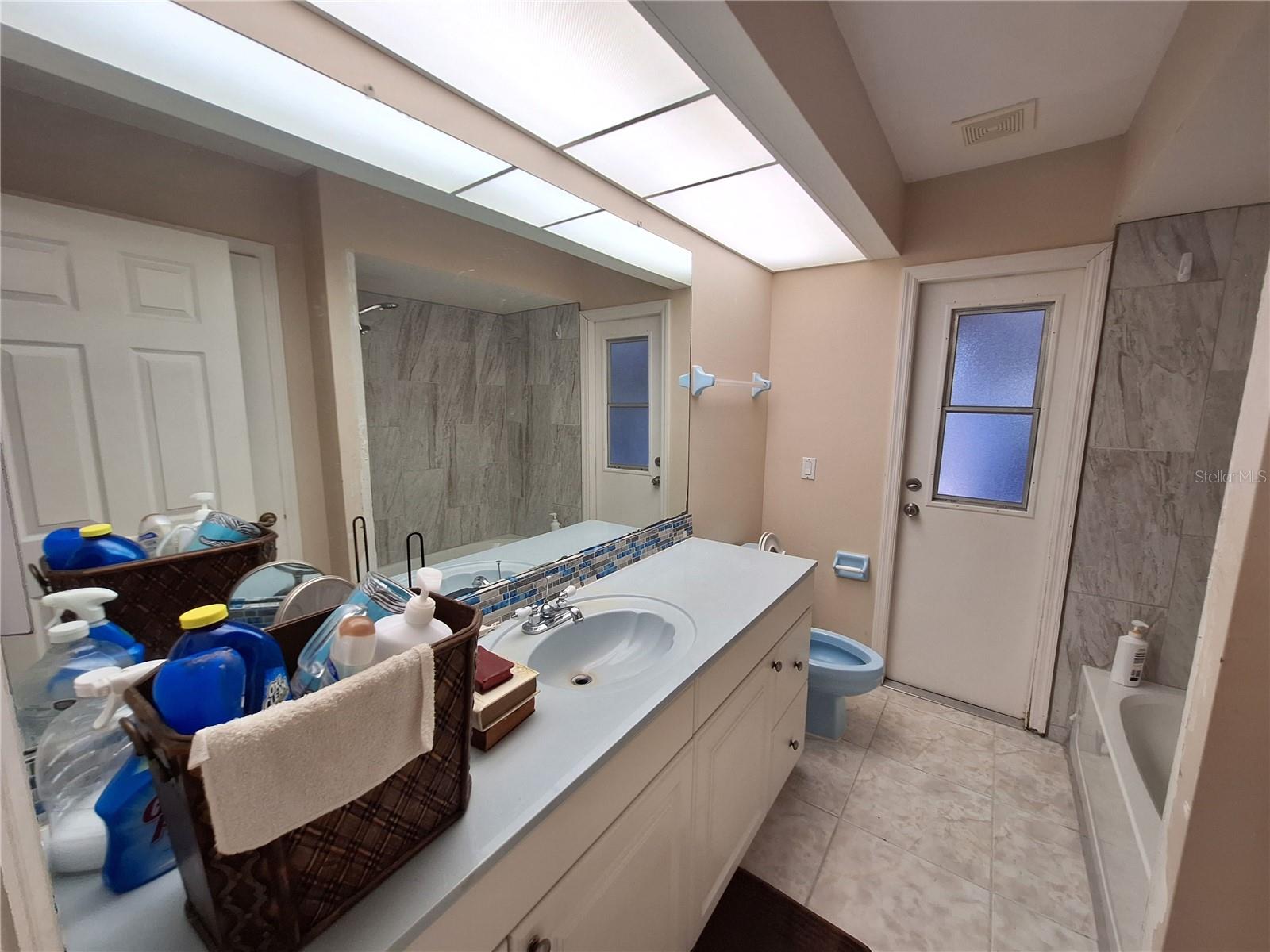 PUNTA GORDA ISLES SEC 20 - Residential Lease