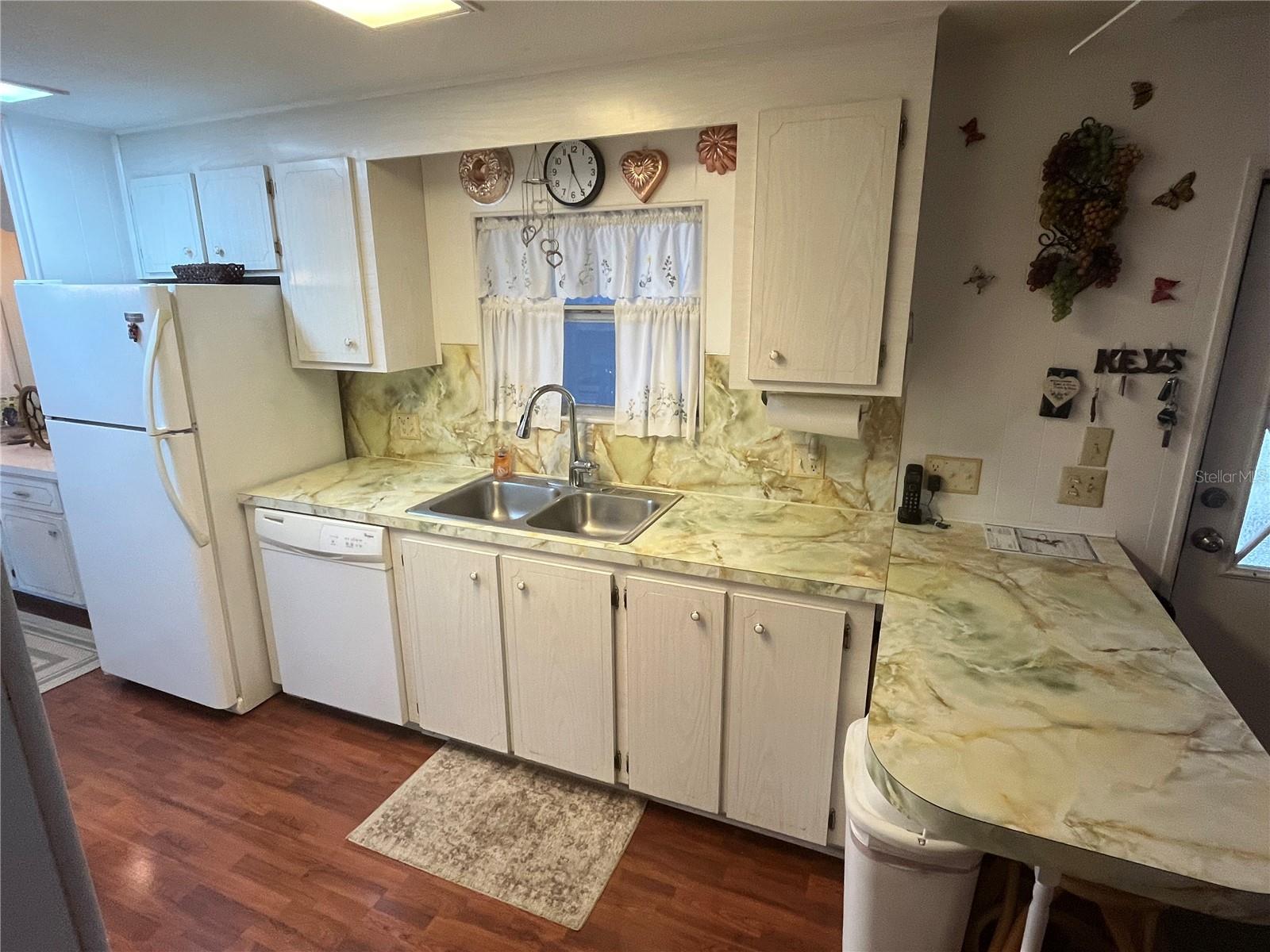 VENICE ISLE - Residential