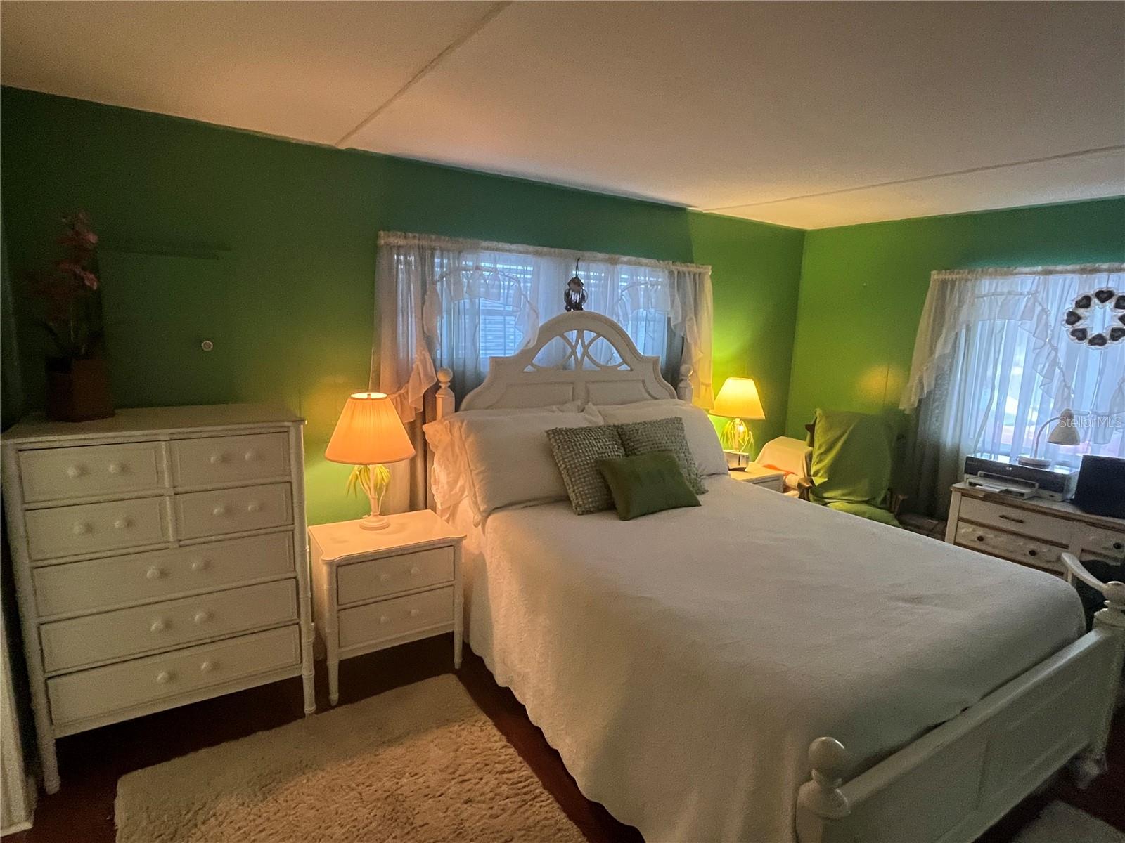 VENICE ISLE - Residential