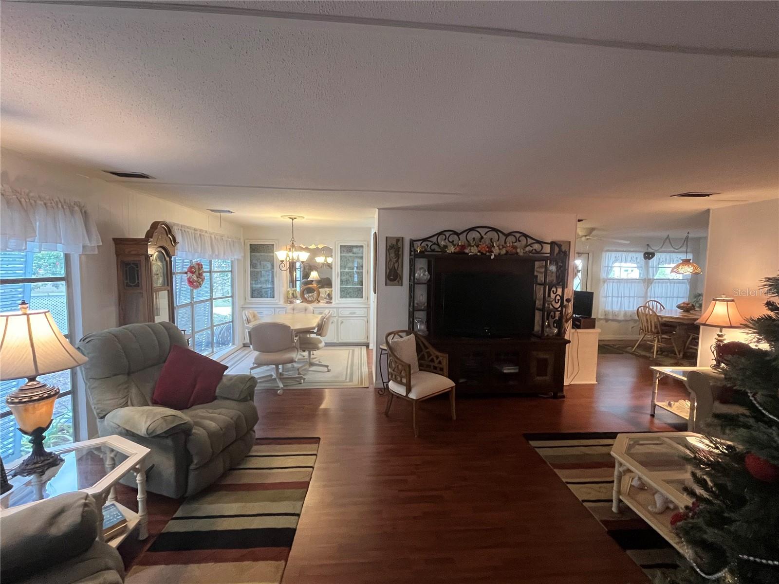 VENICE ISLE - Residential