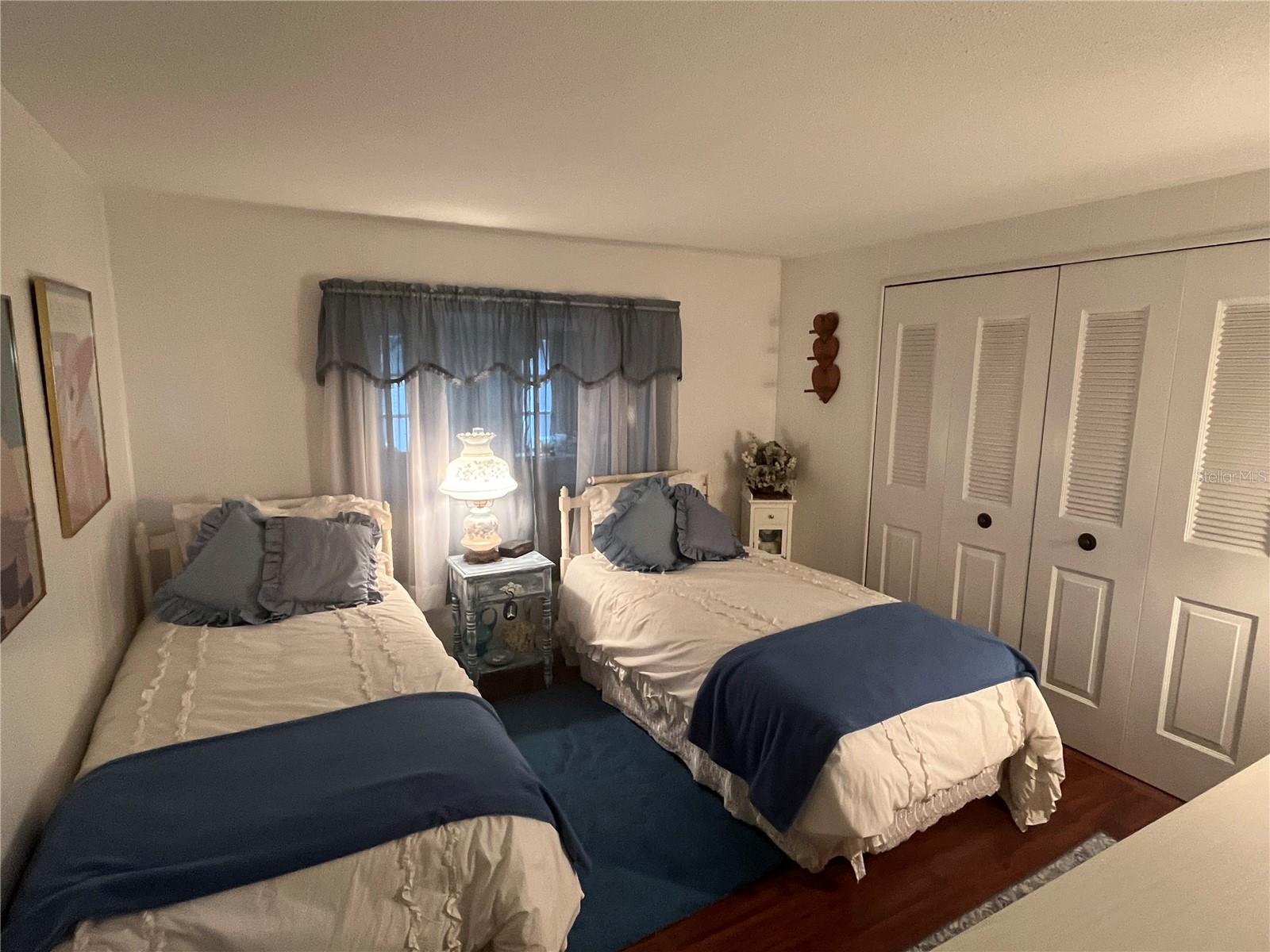 VENICE ISLE - Residential