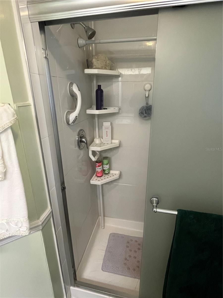 VENICE ISLE - Residential