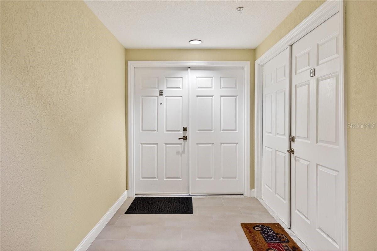 OCEANS GRAND - Residential