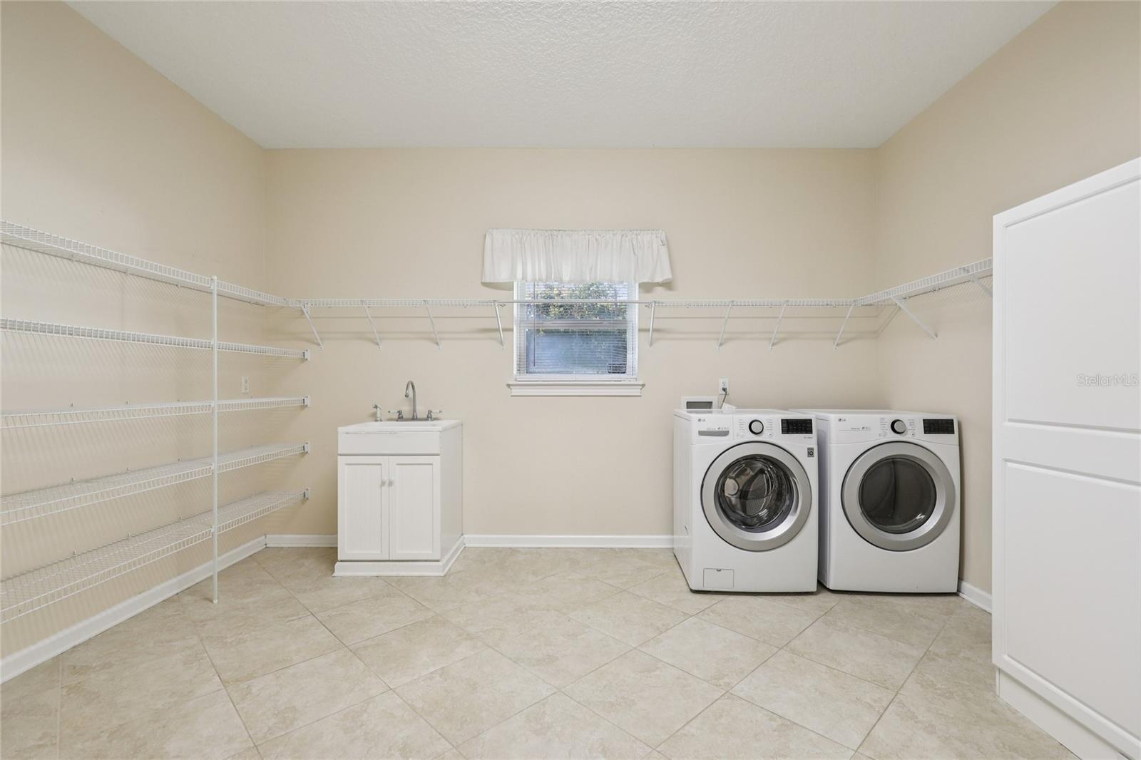 BARTRAM DOWNS - Residential