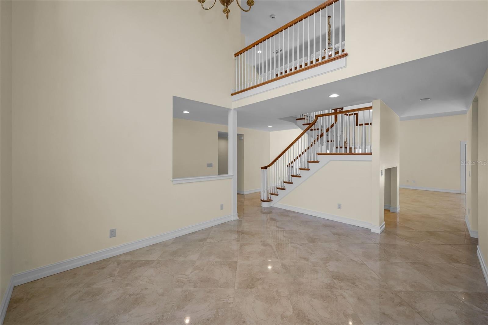 962 MARCO DRIVE NE