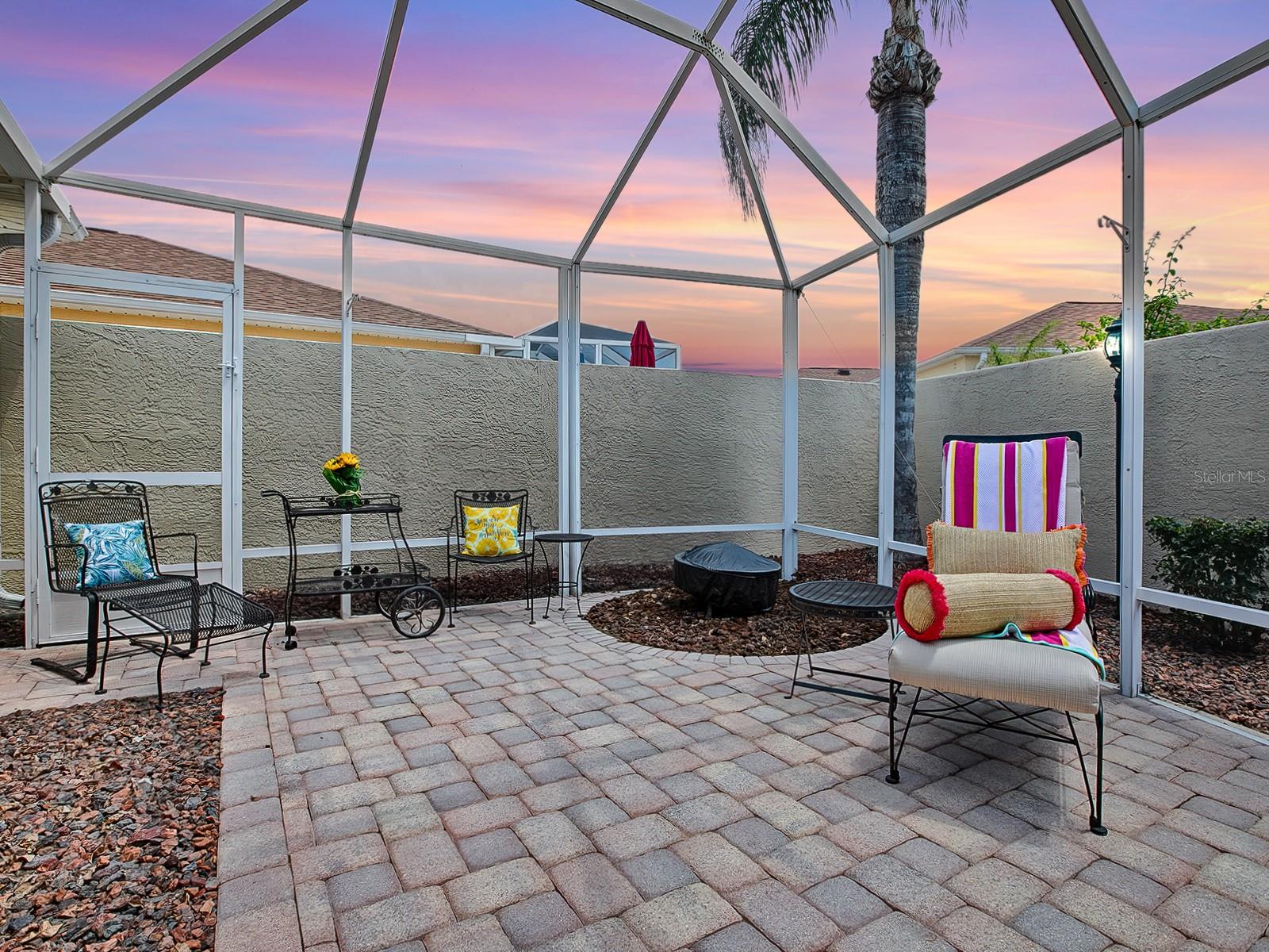 1129 SANTA CRUZ DRIVE