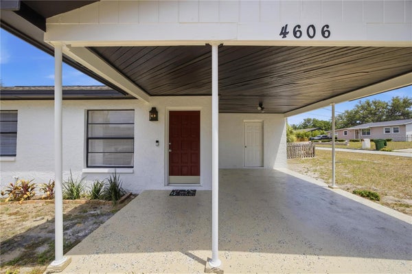 4606 E LINEBAUGH AVE, TAMPA, FL 33617 - Image b2cd68ed0049ff7168b22c14ff911b13/2398401210